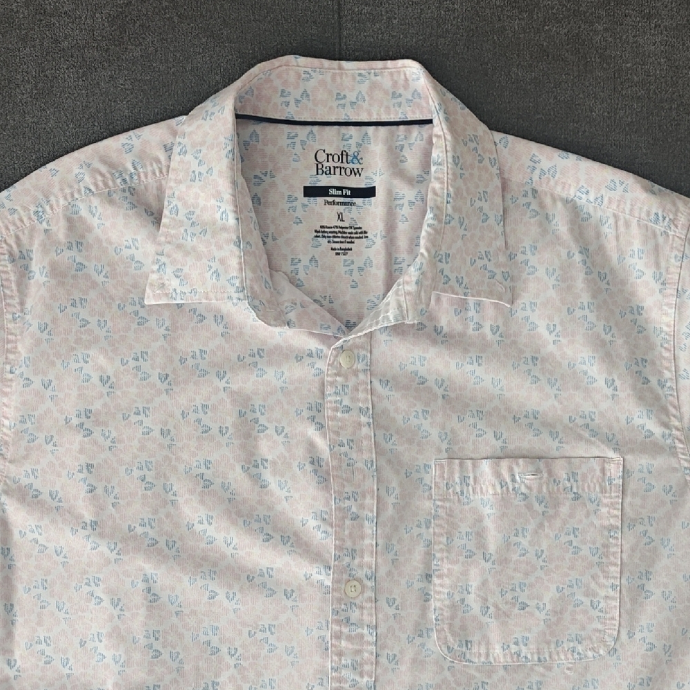 Croft & Barrow Men's Pink Shirt with Blue Accents